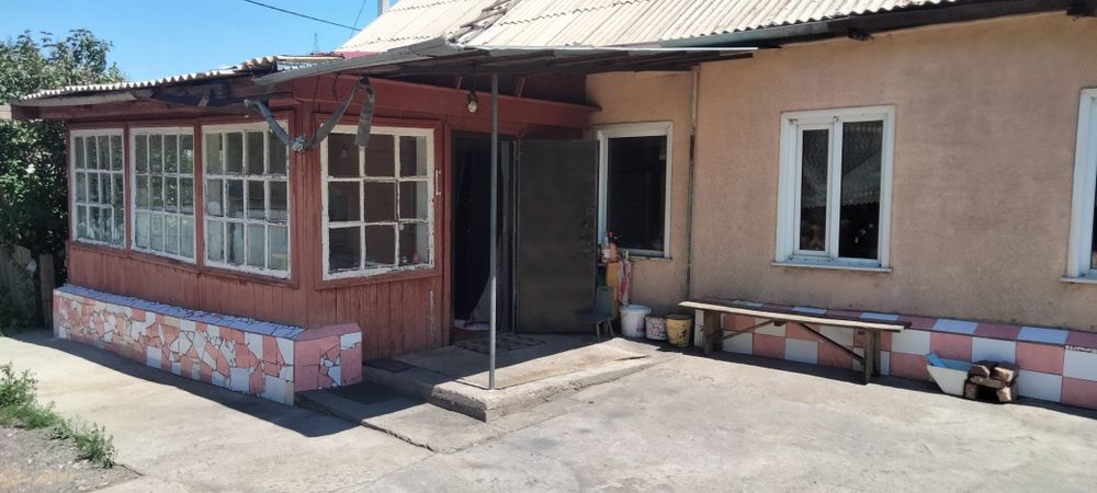 Продам добротный дом