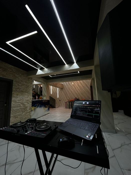 DJ/ DJ+solistă+solist/ Dj+MC / Dj+solistă+chitarist(acustic)