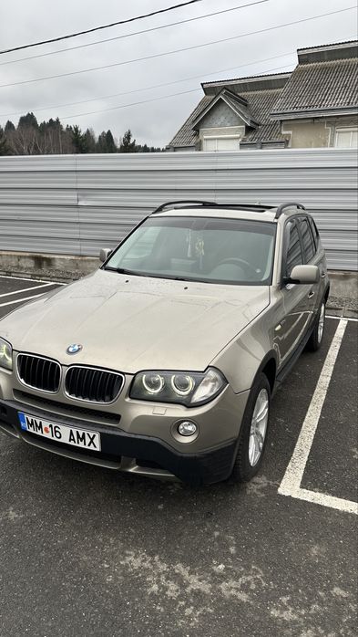 Vând BMW X3 4X4 întreținut