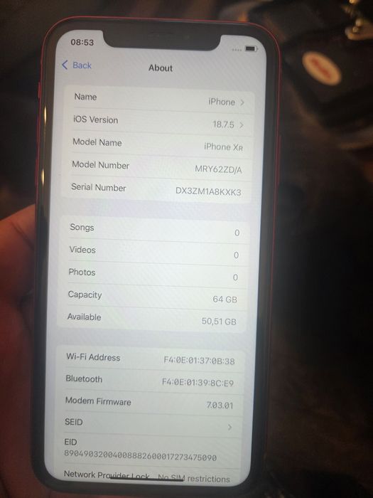 IPhone XR  capac crapat