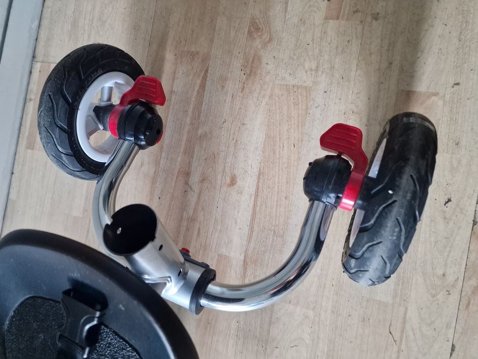 Продавам детско колело Lorelli Moovo