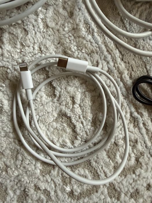 Зарядки для телефона 3шт.