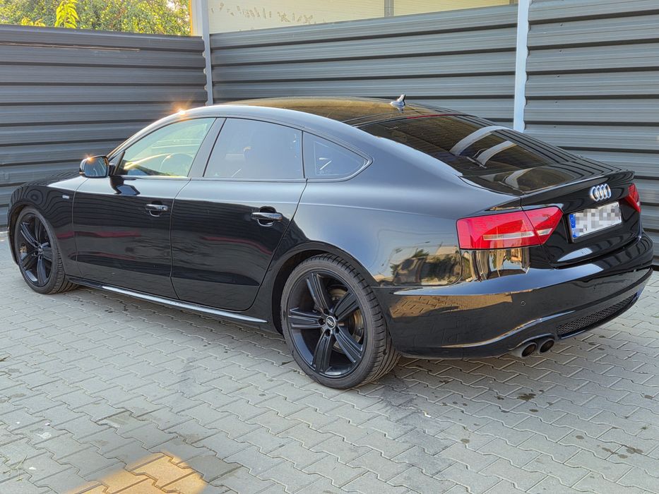Vând Audi A5 2.0TDI