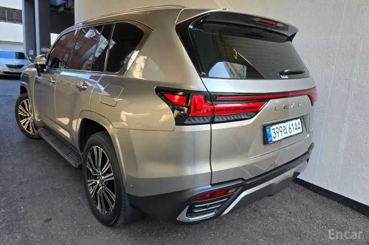 LEXUS LX700h бензин+гибрид