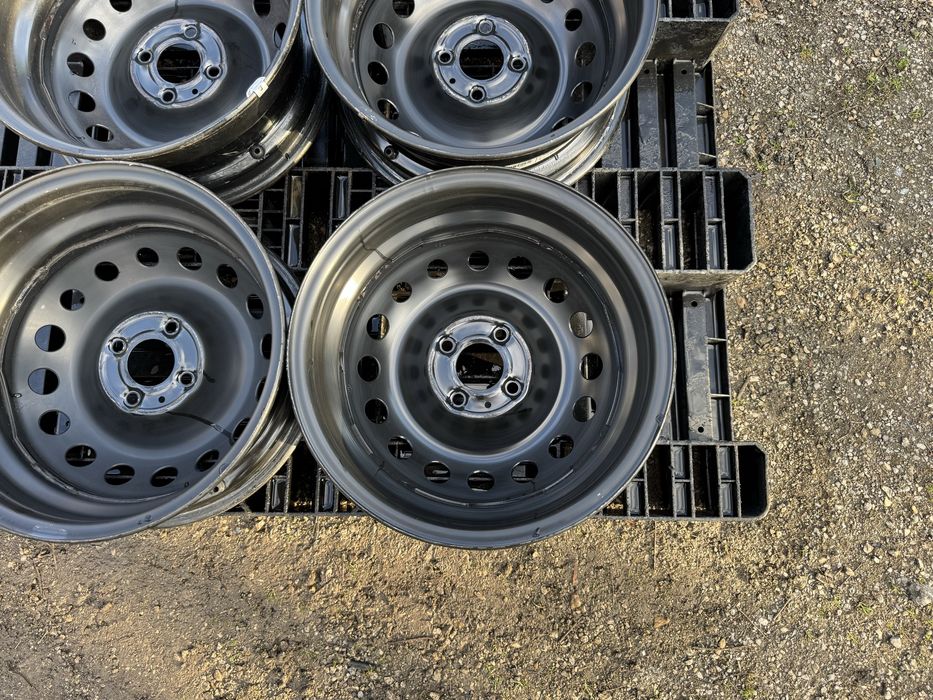 4бр.Оригинални джанти 15цола 4x100 за Renault Modus,Nissan Micra,Dacia