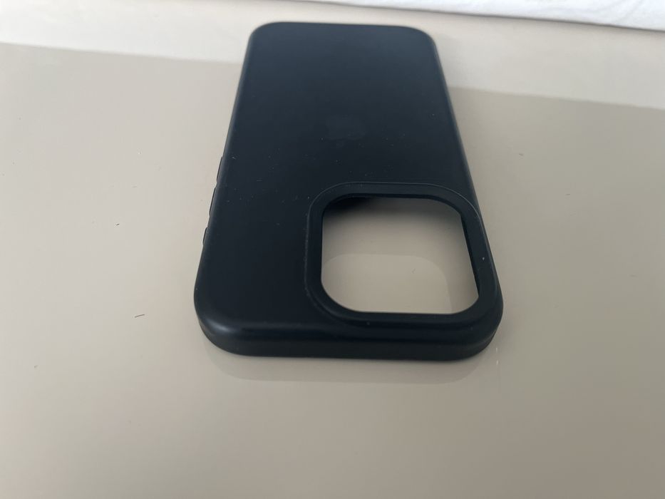 Оригинален силиконов кейс за iPhone 15 Pro