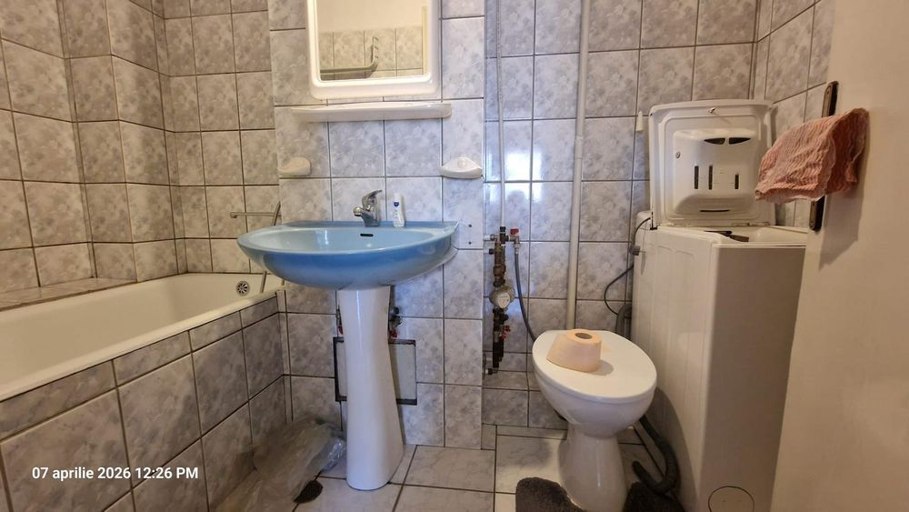 Proprietar vând ap. 2 camere în Oradea, bul. Dacia, et.4/8 decomandat