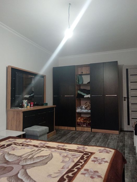 Чирчик 4 микро район 3х Нархи 42.000$ Бош толов ва паспорт бн Ипотека