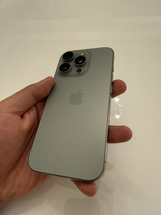 Iphone 16 pro; 1tb