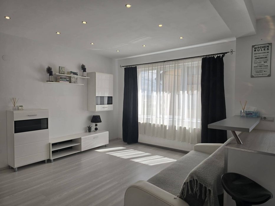 Închiriez apartament 2 camere