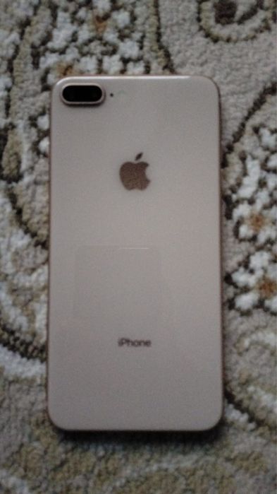 Продам Apple 8 plus 64gb