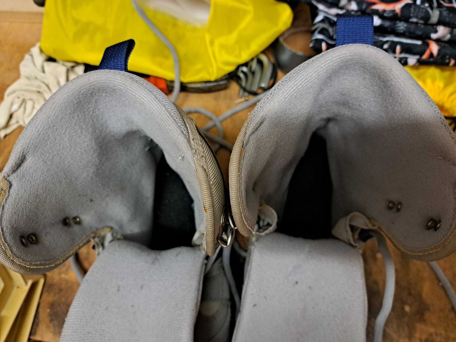 Boots snowboard Burton, nr 32/33