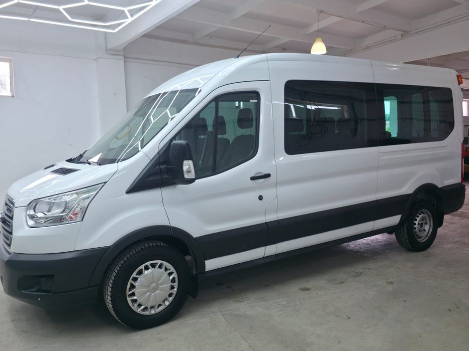Ford Tranzit 08.2015  9 locuri 2.2 tdci 155 cp L2H2
