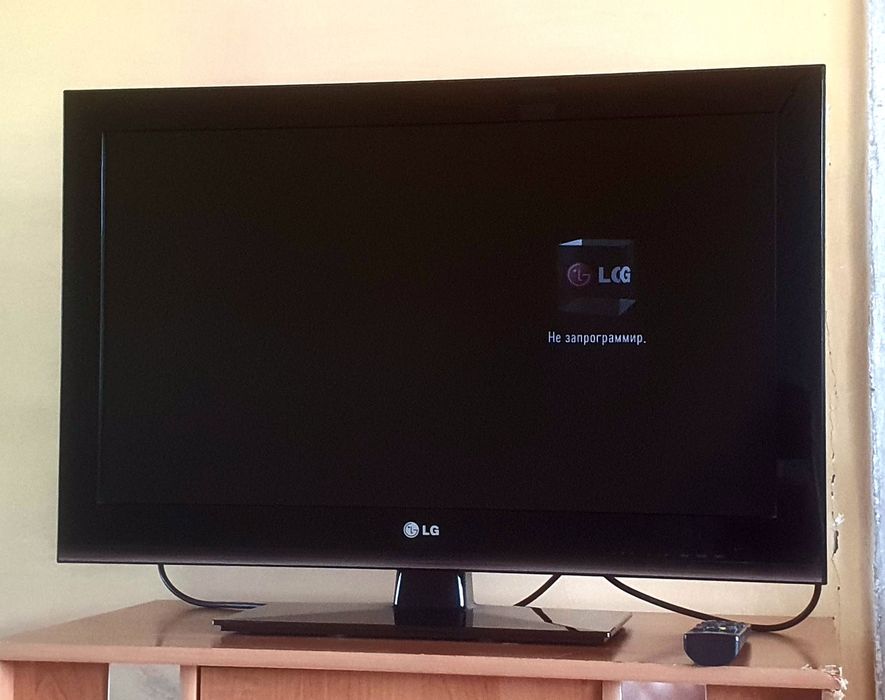 Продам телевизор LG