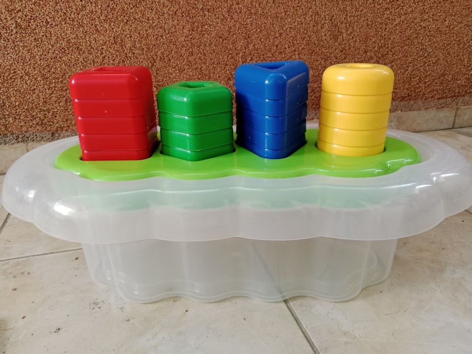 Развивающие игрушки