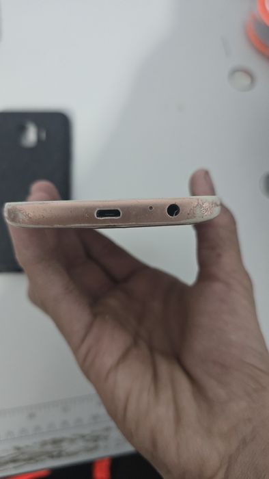 Samsun J 2  yaxshi telfon