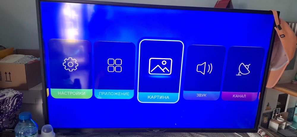 Телевизор Sharp като нов