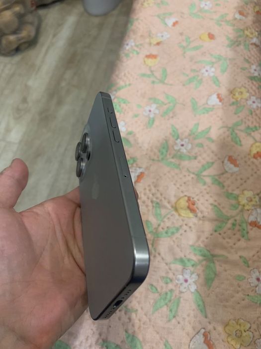 Продам Apple 15 pro