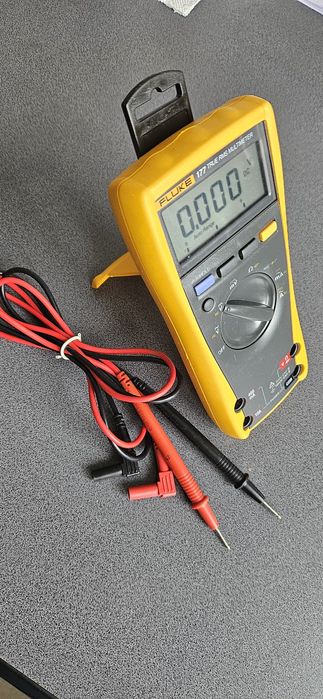 Multimetru  FLUKE 177