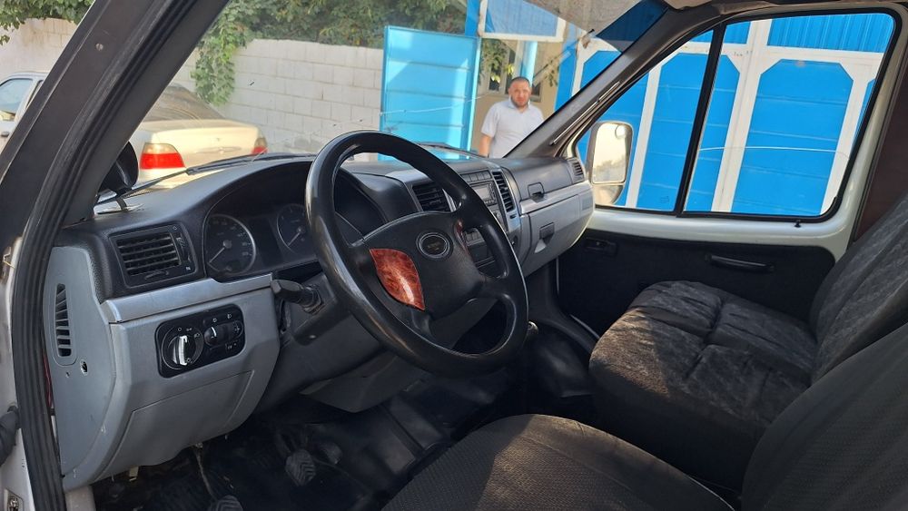 газел бартавой 2004 йил