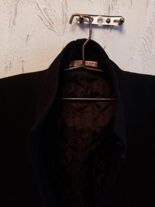 Пальто мужское, укороченное.