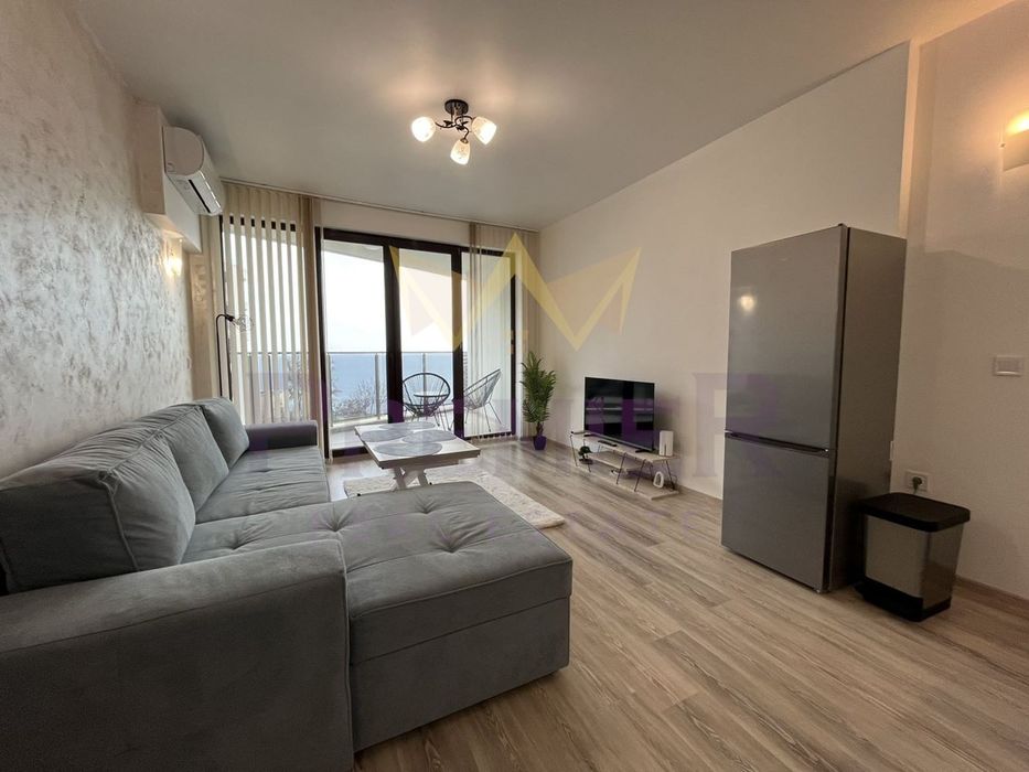 2-стаен в Варна, област-м-т Ален Мак площ 65