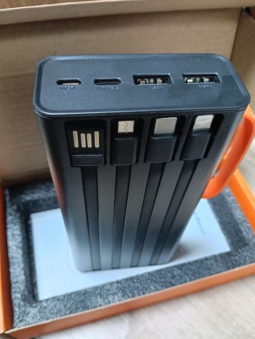 50000mAh- Baterie externa cu încărcare super rapidă,afișaj LED și lanternă