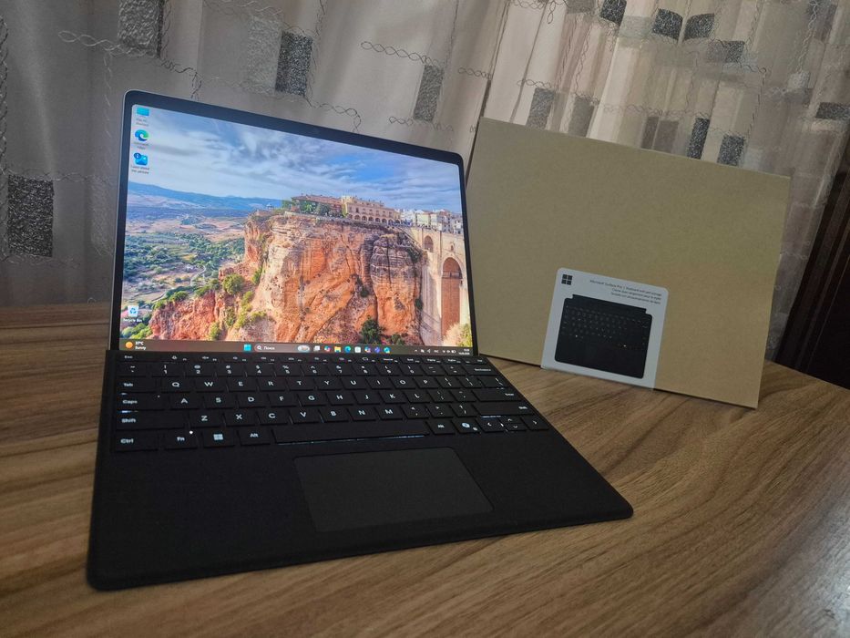 Microsoft Surface Pro 11