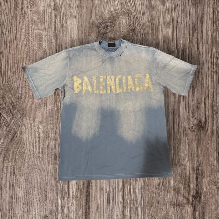 Tricou Balenciaga
