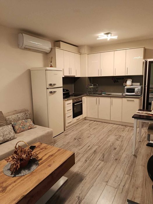 Продавам двустаен от собственик във Варна