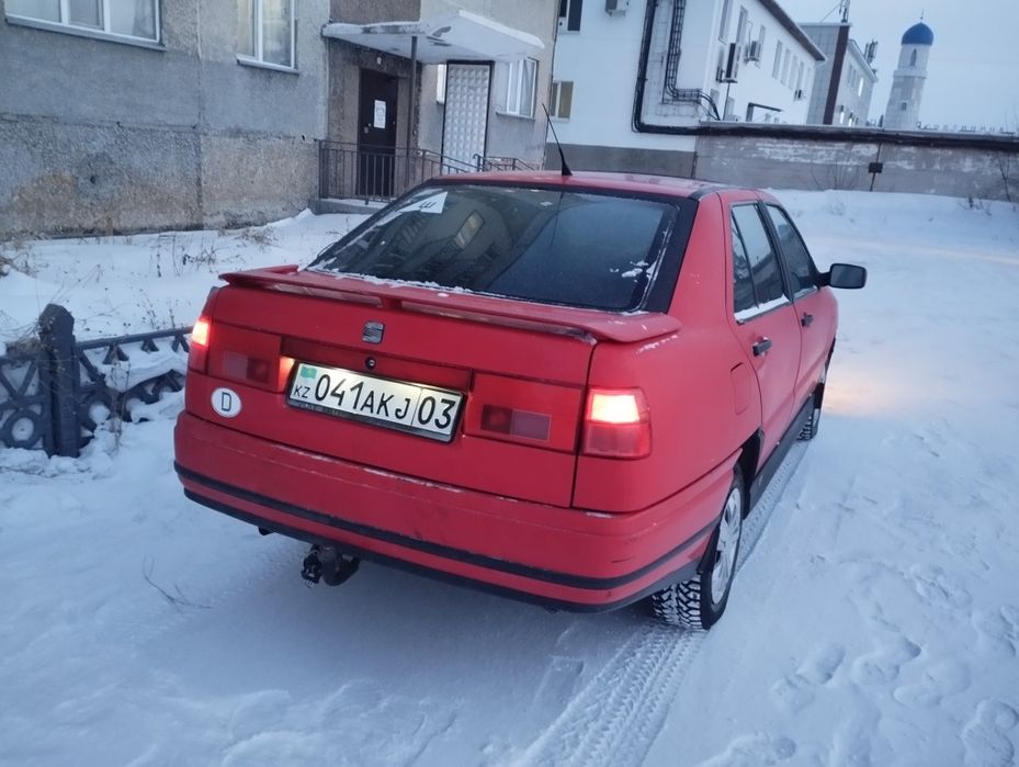 Seat Toledo Сеат Толедо