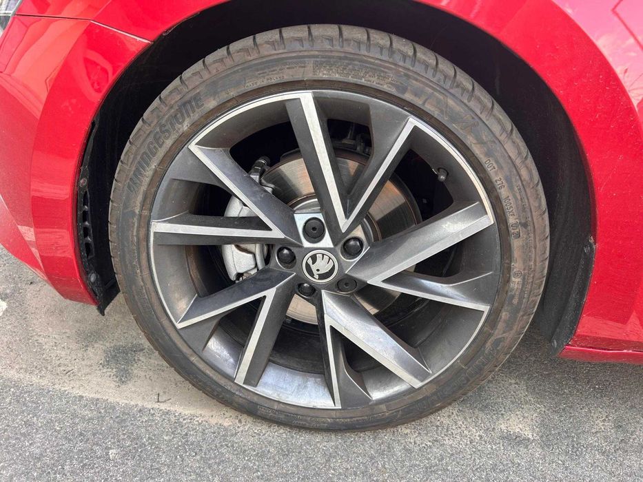 Skoda Superb Combi 2.0 TDI Sportline