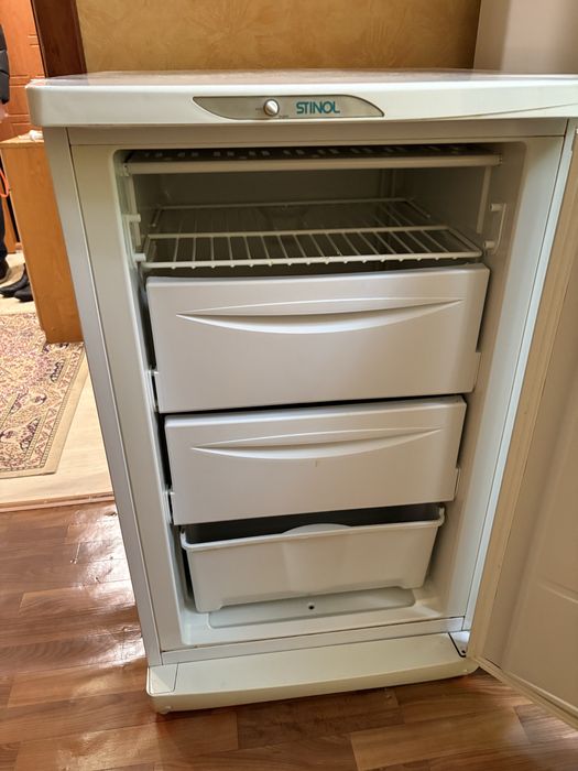 Морозильник Stinol