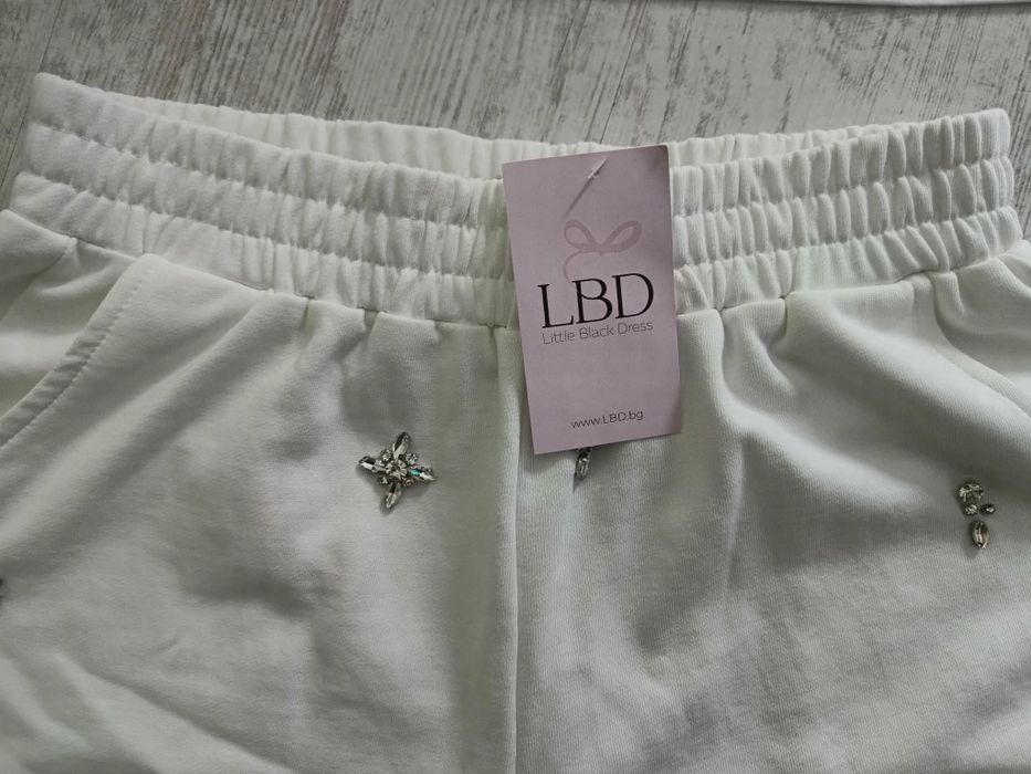 Нов дамски комплект LBD