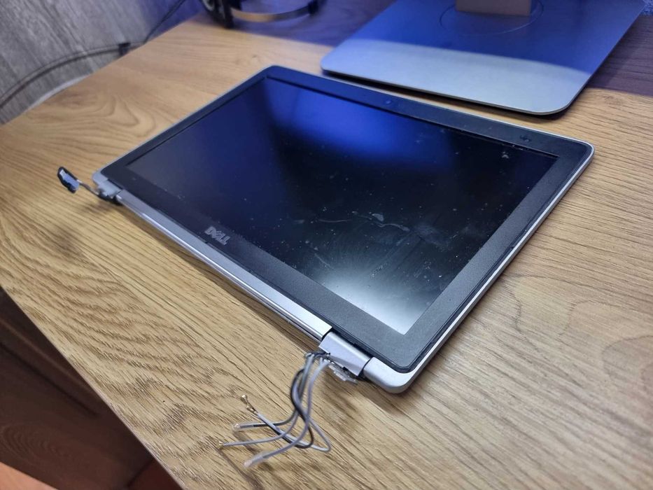 Capacul superior pentru laptop Dell Latitude E6220