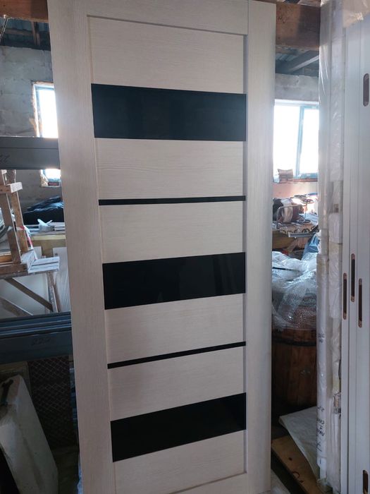 Продам межкомнатные двери