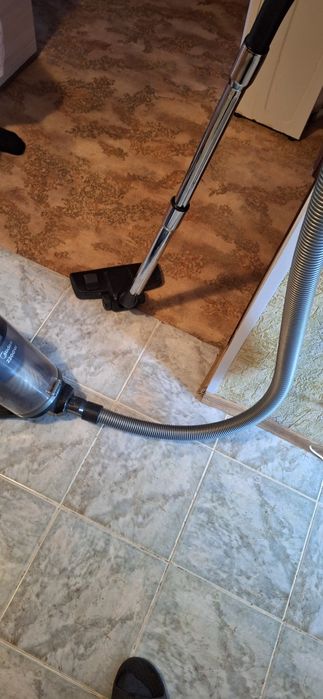 Пылесос б.у. Midea