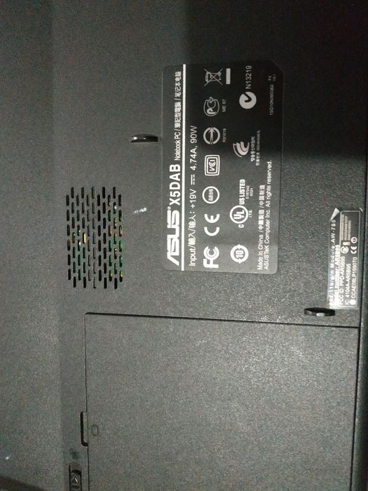 Ноутбук на запчасти