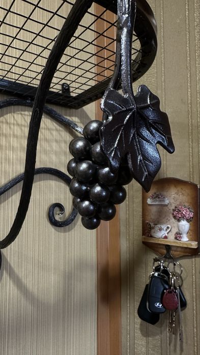 Вешалка кованная