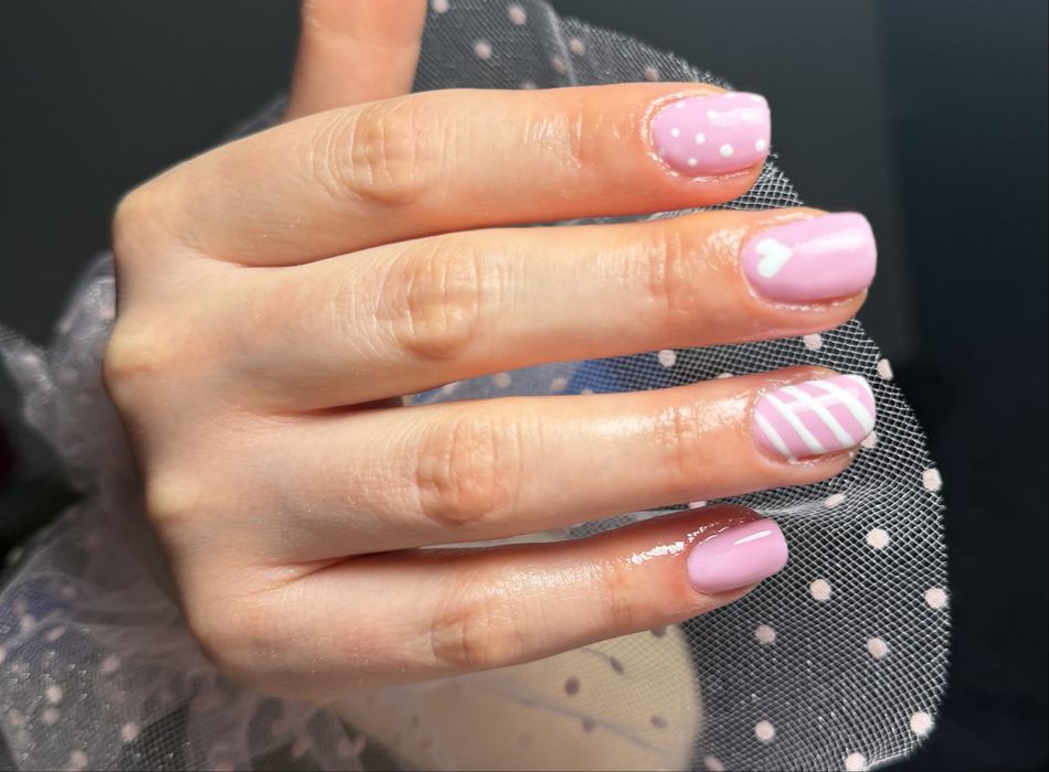 Unghii cu gel Pitesti