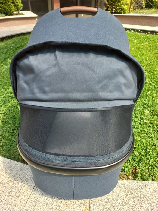 Кош за новородено Maxi Cosi Oria + аксесоари