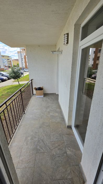 Apartament 3 camere 2 băi, bloc nou, mobilat și utilat complet.