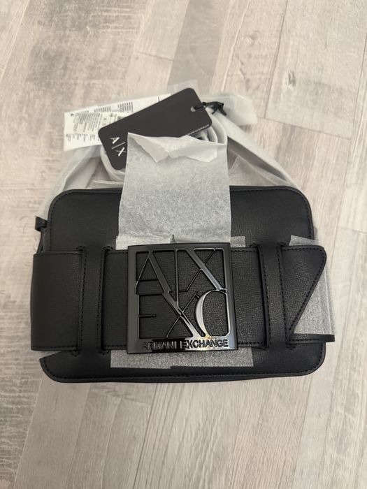 Дамска чанта Armani Exchange в черен цвят-НОВА