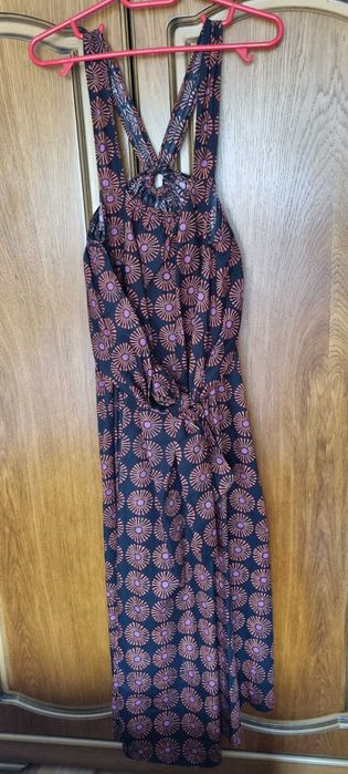 Vând rochie lungă, MOTIVI, cu bretele, nouă, din bumbac.