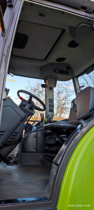 Tractor Claas Ares 577 ATZ + plug