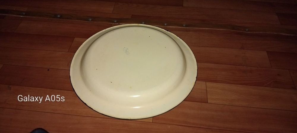 Тарелка эмалированная  35см