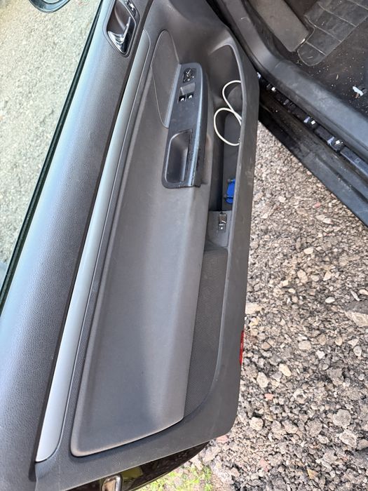 Dezmembrez dezmembrari vw golf 5 1.6 MPI motor BGU cutie manuala 5 trepte