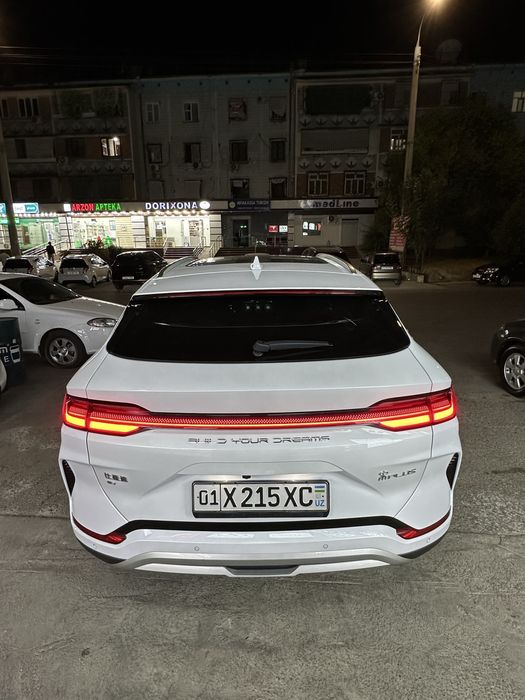 BYD chempion 605 tali 2024 yil probeg 23.800 km kraskasi toza