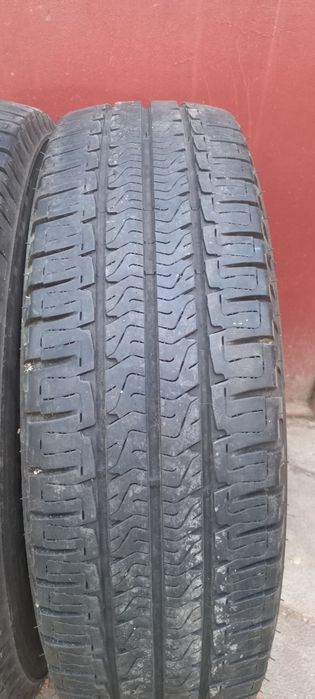 225 75 16С Бусови 2бр. Дот22 Мишелин