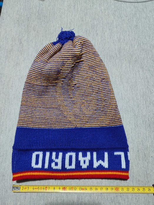 Зимна шапка Реал Мадрид